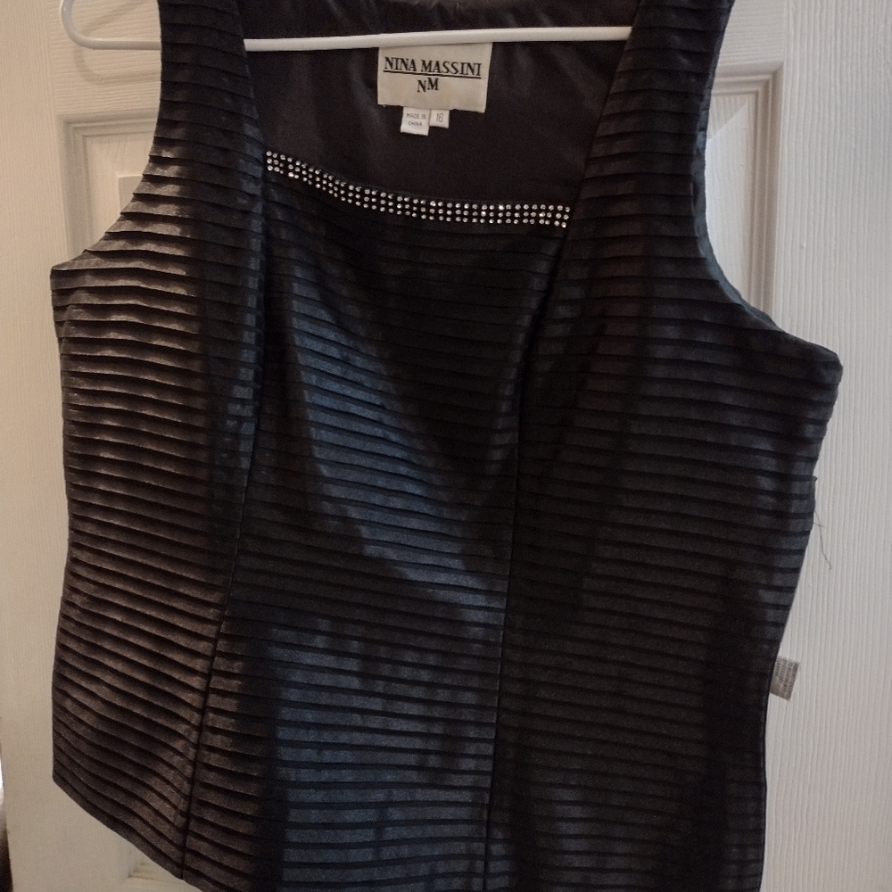 🌹Sleeveless blouse